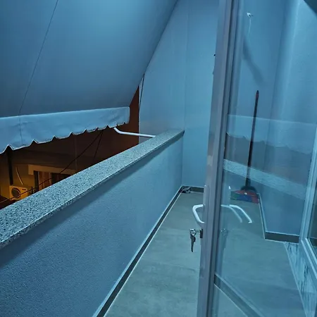 Geljus 2 Apartment *