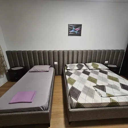 Geljus 2 Apartment Tirana